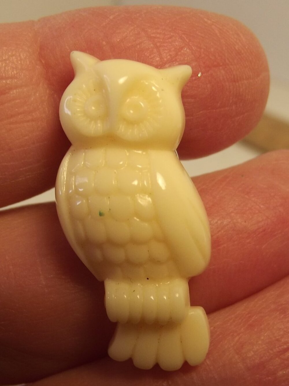 Vintage AVON White Owl Pin Brooch